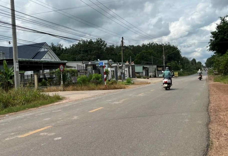 Đất Bình Dương Trừ Văn Thố Bàu Bàng ngộp cần bán gấp
